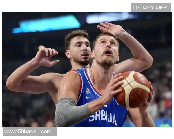 2010年欧洲预选赛德国队与土耳其队激战回顾与精彩瞬间分析