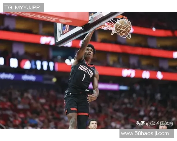 2004年NBA火箭与魔术对决回顾：经典比赛瞬间与球员表现分析