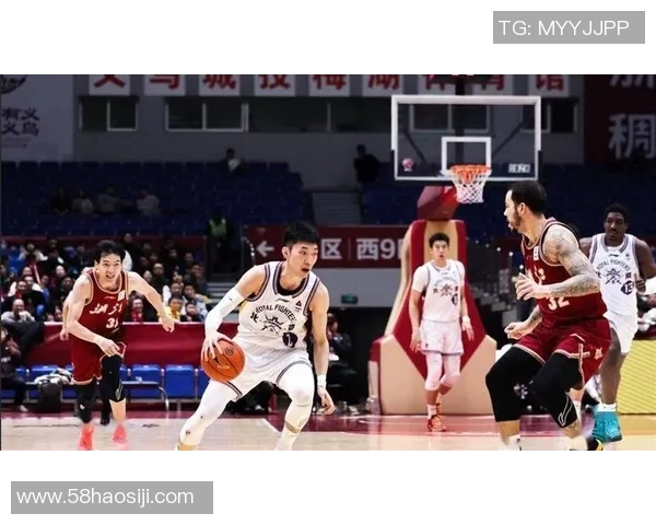 张庆鹏:从篮球场上的拼搏者到人生舞台的励志典范 张庆鹏:从篮球场上的拼搏者到人生舞台的励志典范