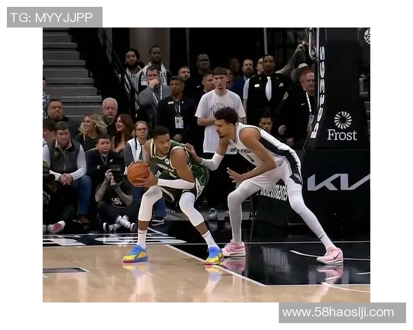 文班亚马首场比赛表现抢眼5次盖帽与字母哥隔扣引发热烈讨论