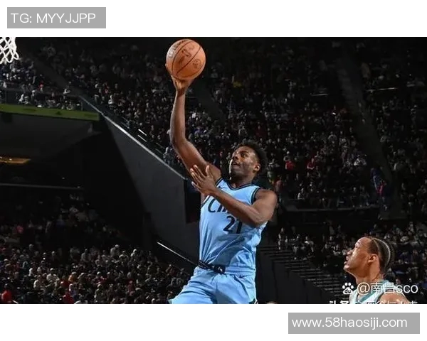 洛杉矶快船与金州勇士的激烈对决谁能在NBA赛场上笑到最后 洛杉矶快船与金州勇士的激烈对决谁能在NBA赛场上笑到最后